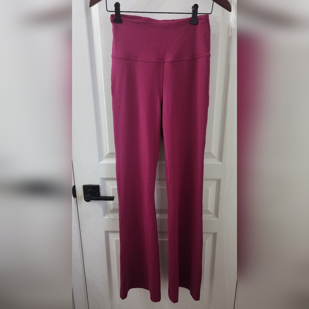 lululemon athletica Fuchsia Straight Leg Pants Highrise Tall Wunder Unders